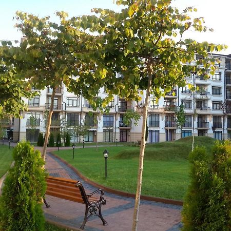 Айвазовский Парк 帕莫瑞 外观 照片