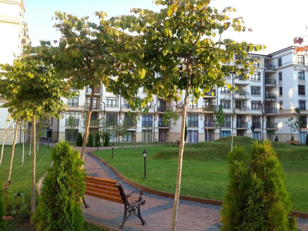 Айвазовский Парк 帕莫瑞 外观 照片